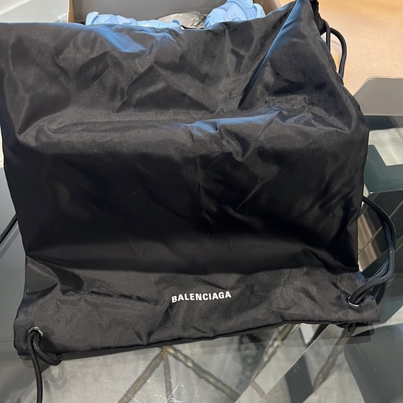 Balenciaga Triple S Sneaker - Picture 7 of 17